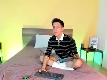 loveprobelive – webcam model profile photo Image 14