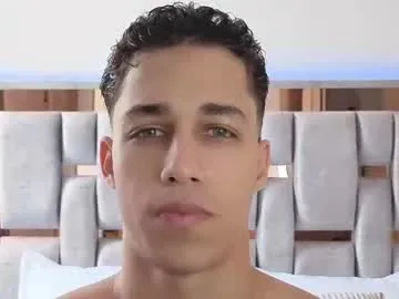 mash_angelo – webcam model profile photo Image 14