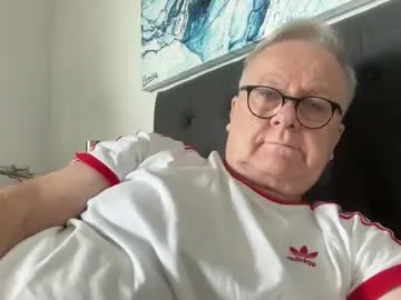 PaulinaKorven – webcam model profile photo Image 3