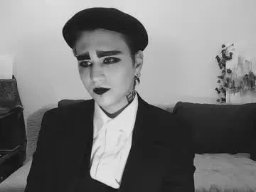 Aurorashadow – webcam model profile photo Image 3