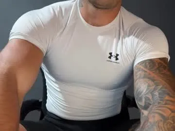 NinaFontana – webcam model profile photo Image 15