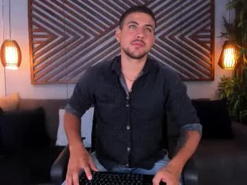 AylaRosell – webcam model profile photo Image 5