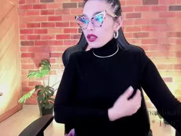 ValeSandoval – webcam model profile photo Image 4