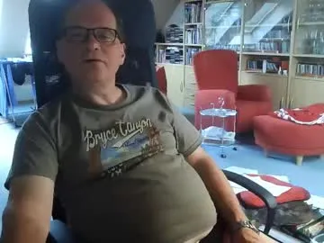 MiluFontaine – webcam model profile photo Image 15