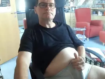 MiluFontaine – webcam model profile photo Image 4