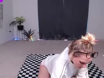 CelesteWilde – webcam model profile photo Image 18
