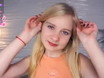 OwQoll – webcam model profile photo Image 19