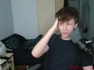 ZoeMurphy – webcam model profile photo Image 18