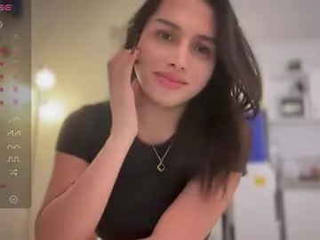 MiahCambell – webcam model profile photo Image 18