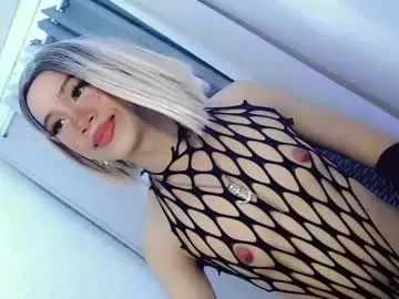 ChloeRosses – webcam model profile photo Image 3