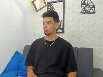 leo_wildd – webcam model profile photo Image 11