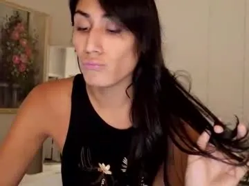 RainbowLoverCh – webcam model profile photo Image 5