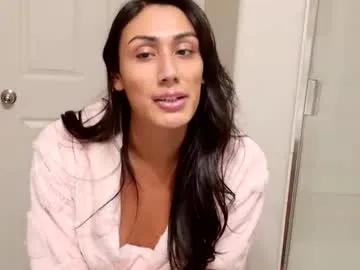 RainbowLoverCh – webcam model profile photo Image 9