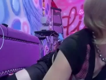 BabyyyLuna – webcam model profile photo Image 5