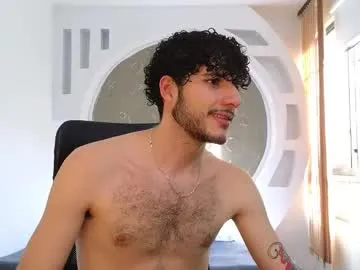 ryan287747 – webcam model profile photo Image 14