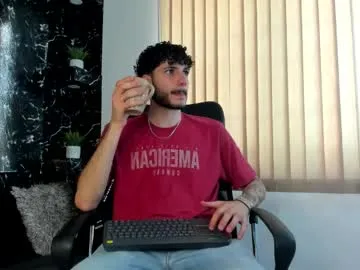 ryan287747 – webcam model profile photo Image 3