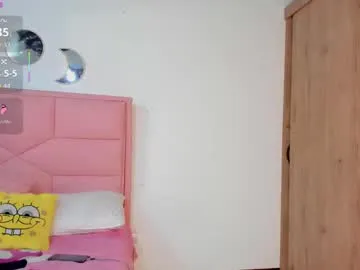 NaughtiestGal – webcam model profile photo Image 13