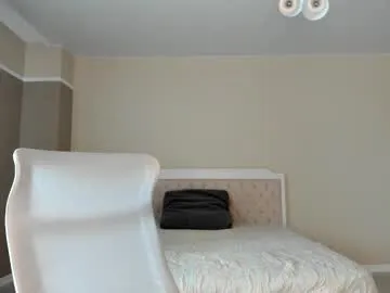 CassieGil – webcam model profile photo Image 7