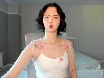 CassieGil – webcam model profile photo Image 8