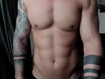 AdaraMillss – webcam model profile photo Image 2