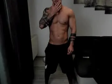 AdaraMillss – webcam model profile photo Image 4