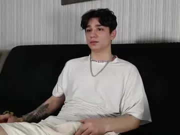 ChloeDevine – webcam model profile photo Image 11