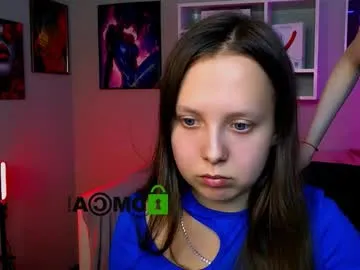 Live with LucianaAriaas on FliCam Image 10