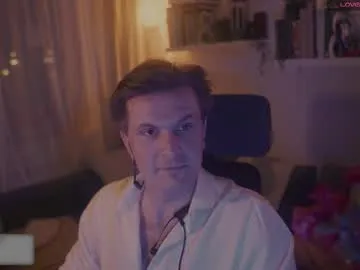 Hotpie1111 – webcam model profile photo Image 4