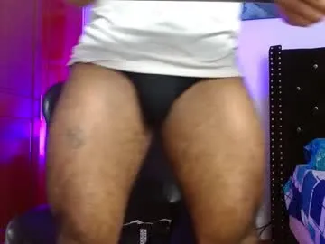 Donovan_Desmond – webcam model profile photo Image 11