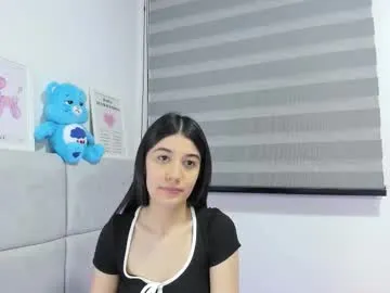 NaughtiestGal – webcam model profile photo Image 17