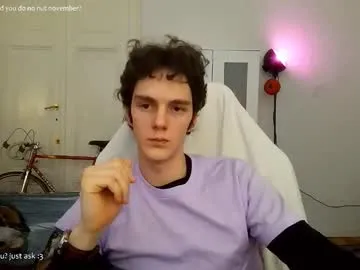 AvaHulww – webcam model profile photo Image 2