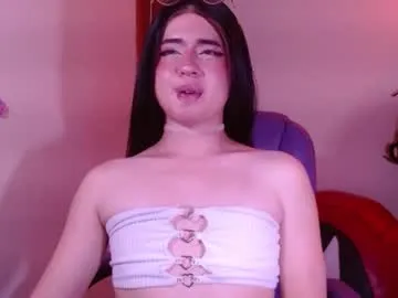 your_world – webcam model profile photo Image 6