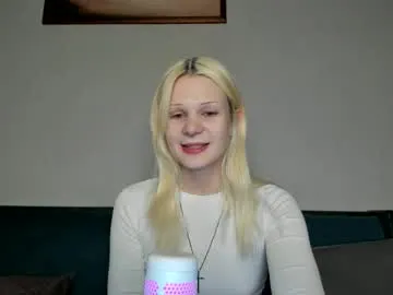 IsaRose – webcam model profile photo Image 12