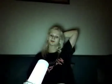 IsaRose – webcam model profile photo Image 13