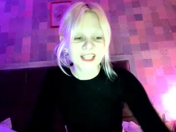 IsaRose – webcam model profile photo Image 8