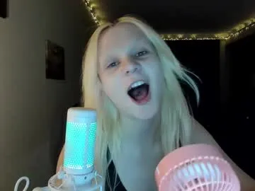 IsaRose – webcam model profile photo Image 9