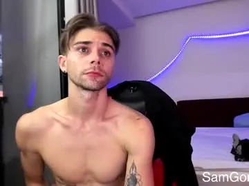 LauraCaruso – webcam model profile photo Image 5