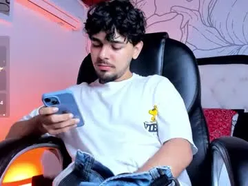 AlessandraCapone – webcam model profile photo Image 19