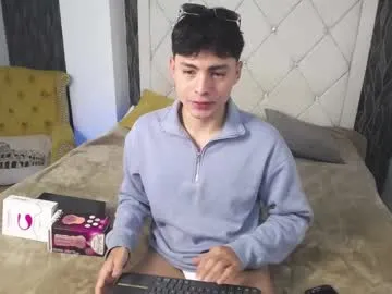 EliotStone – webcam model profile photo Image 7