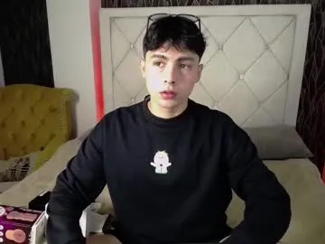 EliotStone – webcam model profile photo Image 8