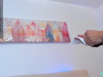 LennaVoss – webcam model profile photo Image 9