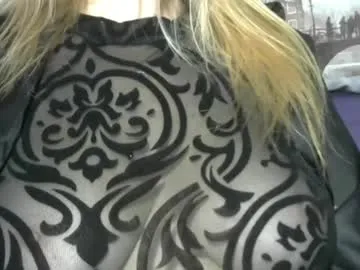 FitnessBunny – webcam model profile photo Image 2