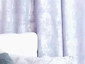 karollovea – webcam model profile photo Image 13