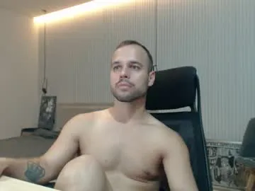 BrunetteSara – webcam model profile photo Image 13