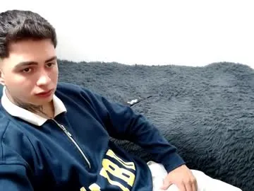 LyahLenox – webcam model profile photo Image 2