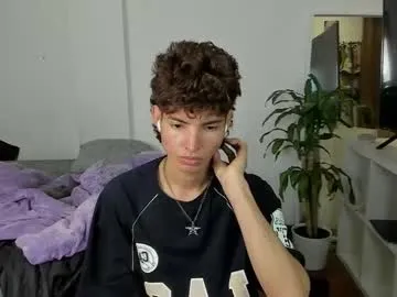 Donovan_Desmond – webcam model profile photo Image 10