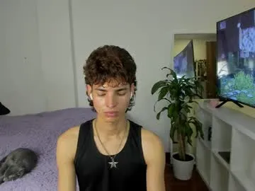 Donovan_Desmond – webcam model profile photo Image 14