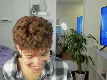 Donovan_Desmond – webcam model profile photo Image 16