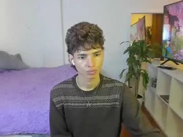 Donovan_Desmond – webcam model profile photo Image 7