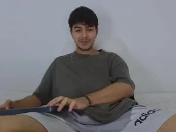 ChloeRosses – webcam model profile photo Image 6